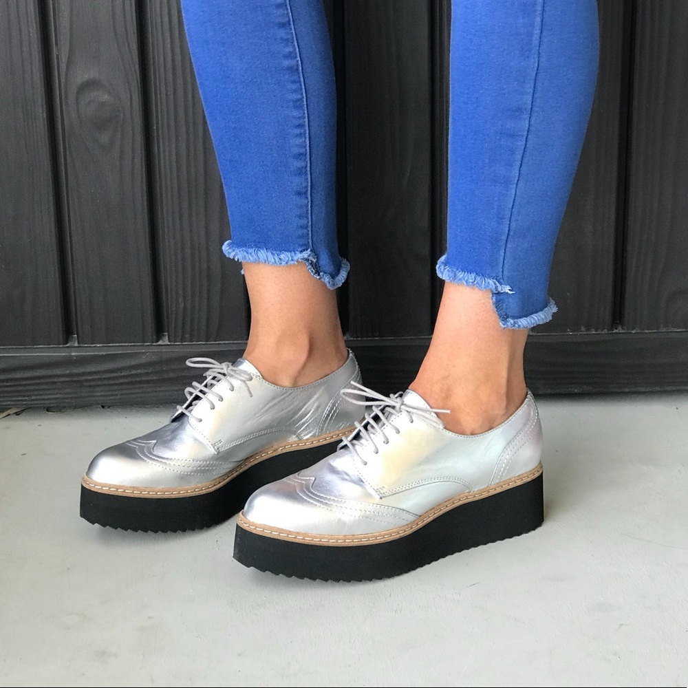 Made in Spain Wingtip Platform Boyfriend Oxfords - Picture 3 of 6